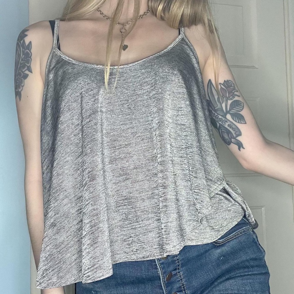 Kimchi Blue Gray Space Dye Flowy Layered Tank Top M